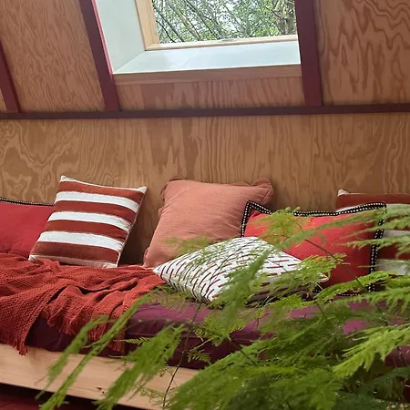 Micro Palaces Bed & Breakfast